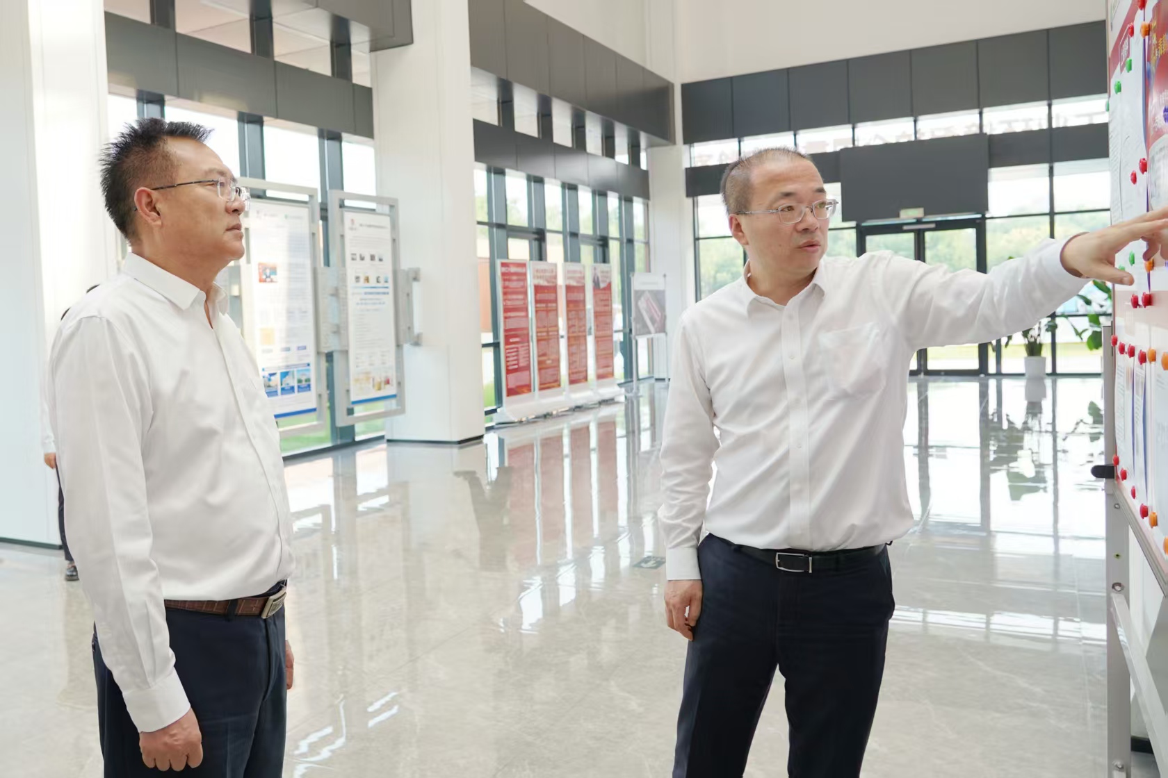 调研九游会老哥俱乐部登录建研院钢铁工业环境保护全国重点实验室